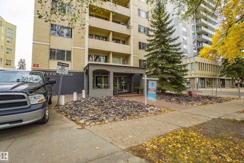 404 10021 116 Street, Edmonton, AB - Outdoor