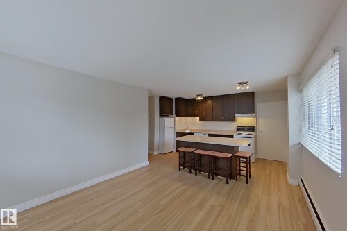 404 10021 116 Street, Edmonton, AB - Indoor
