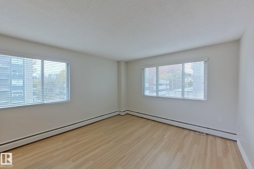 404 10021 116 Street, Edmonton, AB - Indoor Photo Showing Other Room