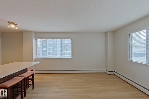 404 10021 116 Street, Edmonton, AB - Indoor Photo Showing Other Room