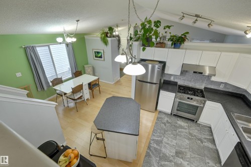 5811 Sutter Place, Edmonton, AB - Indoor Photo Showing Kitchen With Double Sink