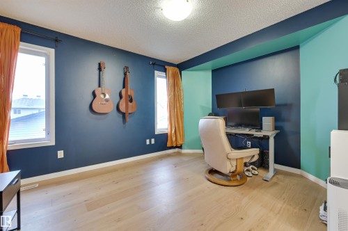 5811 Sutter Place, Edmonton, AB - Indoor Photo Showing Office