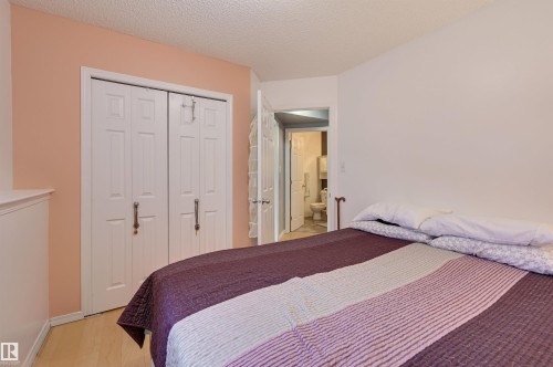 5811 Sutter Place, Edmonton, AB - Indoor Photo Showing Bedroom