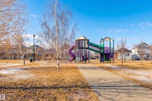 5811 Sutter Place, Edmonton, AB - Outdoor