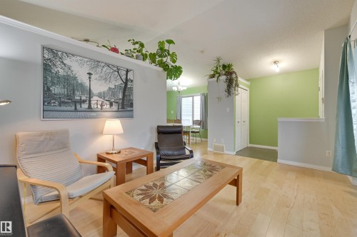 5811 Sutter Place, Edmonton, AB - Indoor