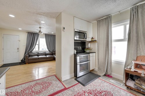 7449 83 Avenue, Edmonton, AB - Indoor