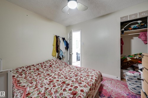 7449 83 Avenue, Edmonton, AB - Indoor Photo Showing Bedroom