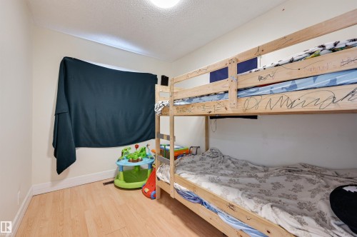 7449 83 Avenue, Edmonton, AB - Indoor Photo Showing Bedroom