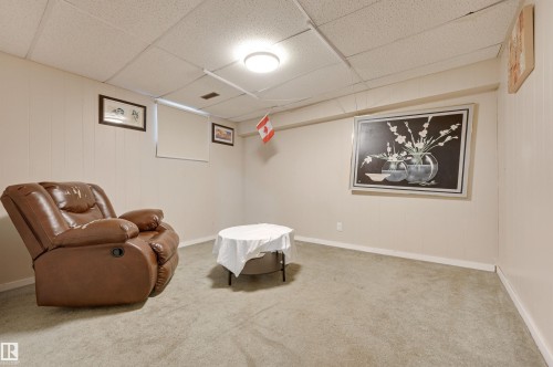 7449 83 Avenue, Edmonton, AB - Indoor Photo Showing Other Room