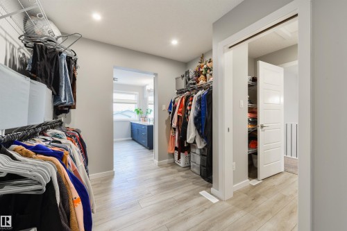 5361 Lark Landing, Edmonton, AB - Indoor With Storage