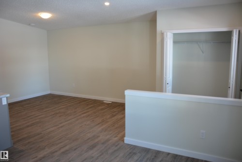 B 4313 54 Avenue, Barrhead, AB - Indoor Photo Showing Other Room