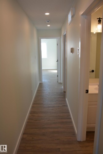 B 4313 54 Avenue, Barrhead, AB - Indoor Photo Showing Other Room