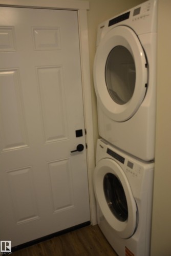 B 4313 54 Avenue, Barrhead, AB - Indoor Photo Showing Laundry Room