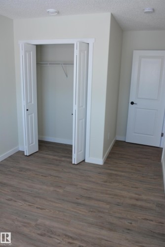 B 4313 54 Avenue, Barrhead, AB - Indoor Photo Showing Other Room