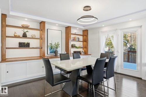 15702 86 Avenue, Edmonton, AB - Indoor Photo Showing Dining Room