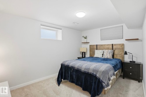 15702 86 Avenue, Edmonton, AB - Indoor Photo Showing Bedroom