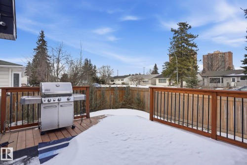 15702 86 Avenue, Edmonton, AB - Outdoor