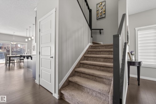 7907 Getty Place, Edmonton, AB 