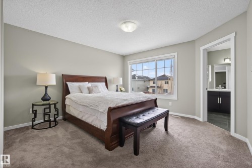 7907 Getty Place, Edmonton, AB 