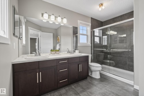 7907 Getty Place, Edmonton, AB 