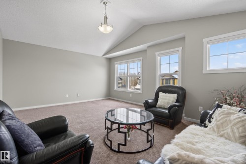 7907 Getty Place, Edmonton, AB 