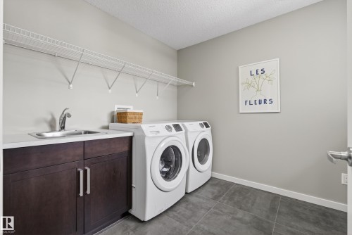 7907 Getty Place, Edmonton, AB 