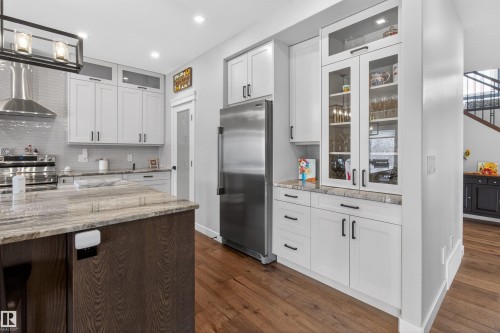 17616 78 Street, Edmonton, AB - Indoor Photo Showing Kitchen With Upgraded Kitchen