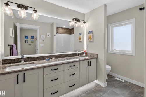 17616 78 Street, Edmonton, AB - Indoor Photo Showing Bathroom