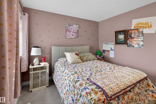 17616 78 Street, Edmonton, AB - Indoor Photo Showing Bedroom