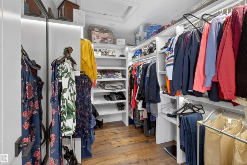 17616 78 Street, Edmonton, AB - Indoor With Storage