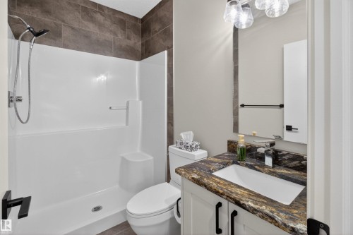 17616 78 Street, Edmonton, AB - Indoor Photo Showing Bathroom