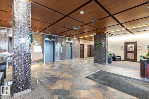 105 10883 Saskatchewan Drive, Edmonton, AB -  Photo Showing Other Room