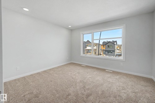 21203 25 Avenue, Edmonton, AB - Indoor Photo Showing Other Room