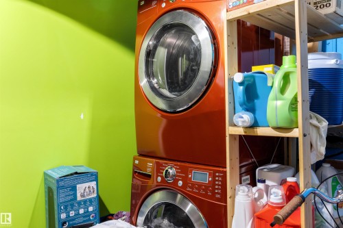 5975 40 Avenue, Edmonton, AB - Indoor Photo Showing Laundry Room