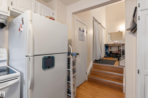 5975 40 Avenue, Edmonton, AB - Indoor