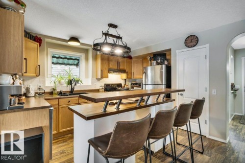 1314 George Close, Edmonton, AB - Indoor