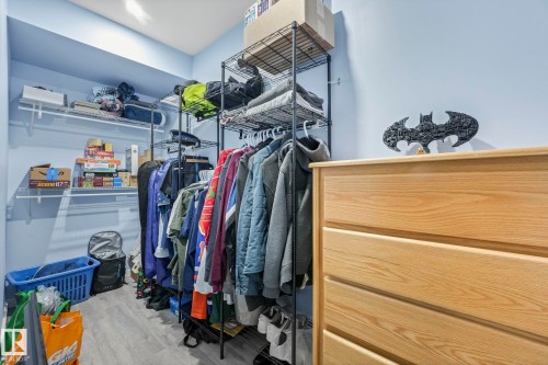 6512 175 Avenue, Edmonton, AB - Indoor With Storage
