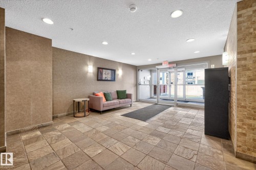 414 13710 150 Avenue, Edmonton, AB - Indoor Photo Showing Other Room