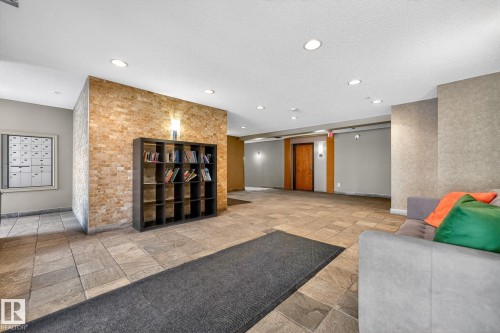 414 13710 150 Avenue, Edmonton, AB - Indoor Photo Showing Other Room