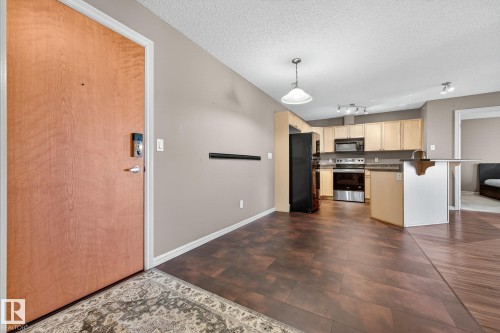 414 13710 150 Avenue, Edmonton, AB - Indoor Photo Showing Kitchen