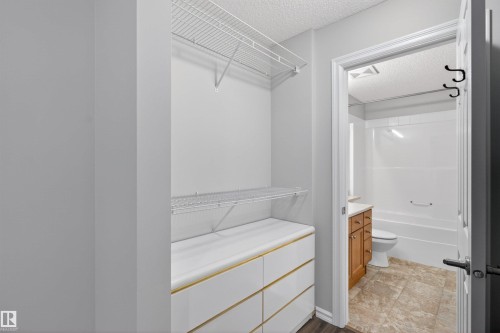106 4403 23 Street Nw, Edmonton, AB - Indoor Photo Showing Bathroom