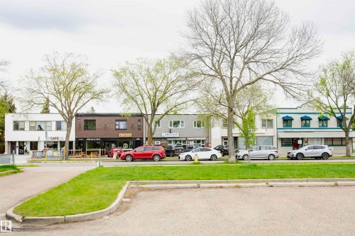 A street view of the property and its surrounding area - 6524 112 Street, Edmonton, AB - Outdoor With Facade