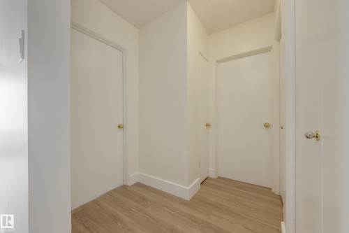 207 12207 Jasper Avenue, Edmonton, AB - Indoor Photo Showing Other Room