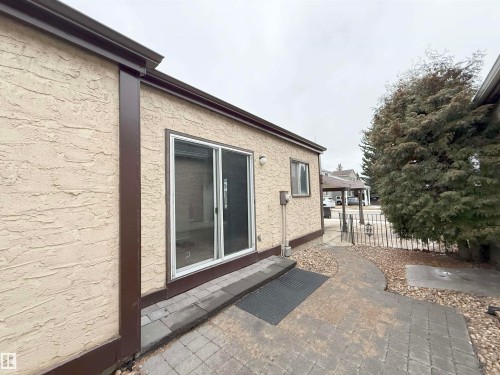 5514 93A Avenue, Edmonton, AB - Outdoor With Exterior