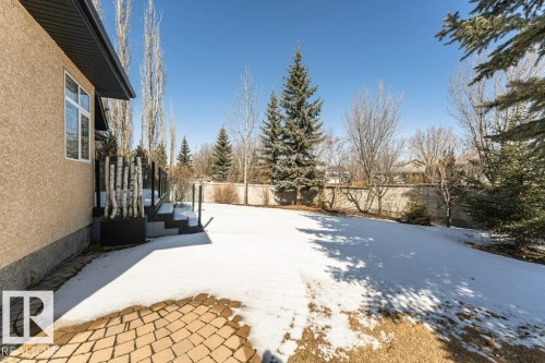 304 Caldwell Close, Edmonton, AB - Outdoor