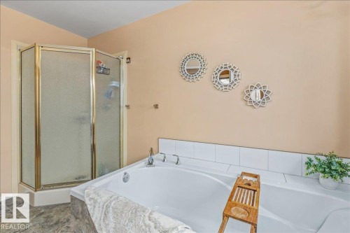 19 Deane Crescent, St. Albert, AB - Indoor Photo Showing Bathroom