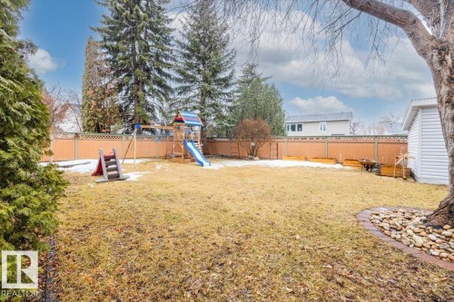 19 Deane Crescent, St. Albert, AB - Outdoor