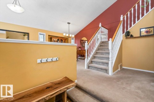 19 Deane Crescent, St. Albert, AB - Indoor Photo Showing Other Room