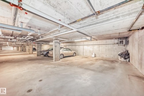 148-348 Windermere Road, Edmonton, AB - Indoor Photo Showing Garage