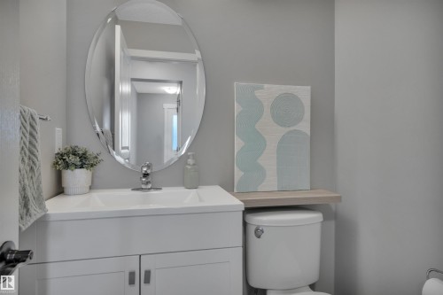 17626 61A Street, Edmonton, AB - Indoor Photo Showing Bathroom